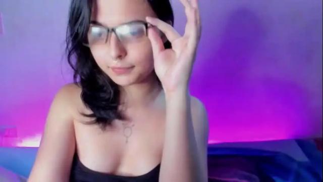 Image 3 of elizabeth_taylorxxx Stream on Chaturbate on 25 days ago