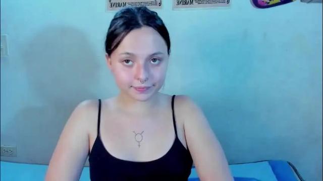 Image 4 of elizabeth_taylorxxx Stream on Chaturbate on 2 months ago