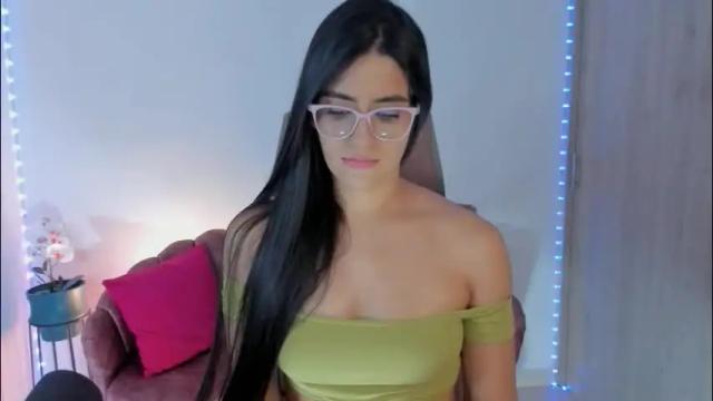 Image 11 of elizabetharo Stream on Chaturbate on 2 months ago