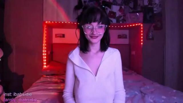 Image 12 of elizabethbritanny Stream on Chaturbate on 15 months ago