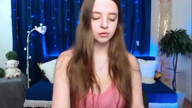 Image 3 of elizabethbronks Stream on Chaturbate on 21 months ago