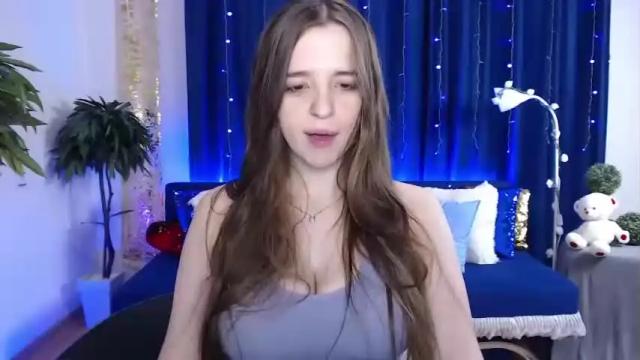 Image 7 of elizabethbronks Stream on Chaturbate on 18 months ago