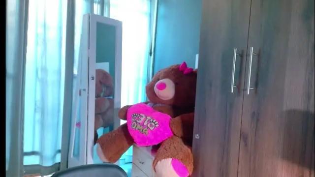 Image 2 of elizabethcampbell Stream on Chaturbate on 3 months ago