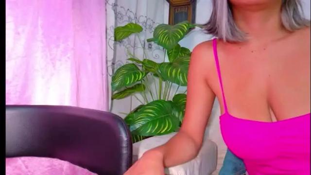 Image 6 of elizabethcampbell Stream on Chaturbate on 2 months ago