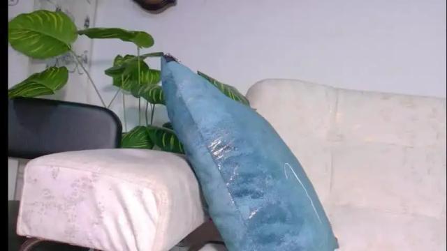 Image 10 of elizabethcampbell Stream on Chaturbate on 2 months ago