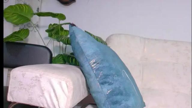 Image 11 of elizabethcampbell Stream on Chaturbate on 2 months ago