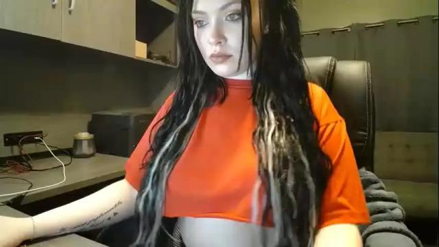 Image 3 of elizabethdickinson Stream on Chaturbate on 20 months ago