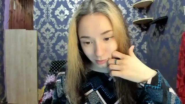 Image 4 of elizabethrice Stream on Chaturbate on 15 months ago