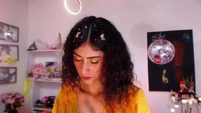 Image 2 of elizabethrodriguez_ Stream on Chaturbate on 19 months ago