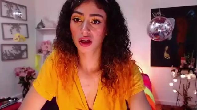 Image 8 of elizabethrodriguez_ Stream on Chaturbate on 19 months ago