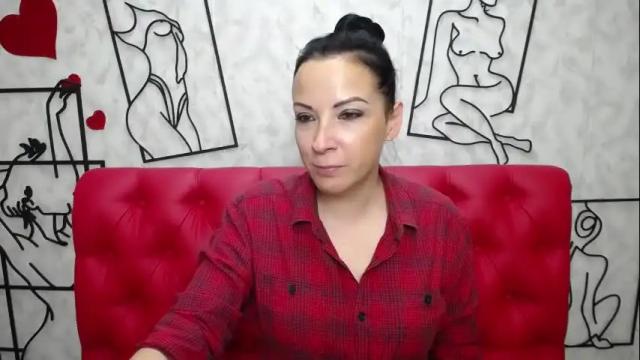 Image 11 of elizabethsho Stream on Chaturbate on 20 days ago