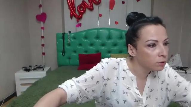 Image 8 of elizabethsho Stream on Chaturbate on 6 days ago