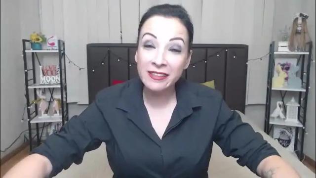 Image 8 of elizabethsho Stream on Chaturbate on 4 months ago