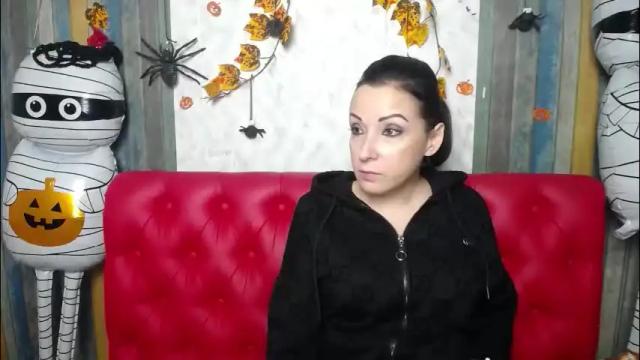 Image 2 of elizabethsho Stream on Chaturbate on 2 months ago