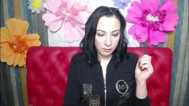 Image 8 of elizabethsho Stream on Chaturbate on 2 months ago