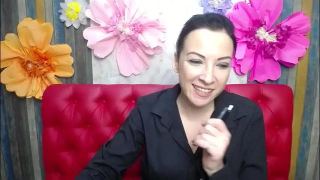 Image 11 of elizabethsho Stream on Chaturbate on 1 month ago