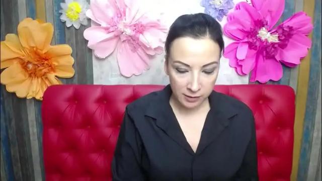 Image 6 of elizabethsho Stream on Chaturbate on 1 month ago