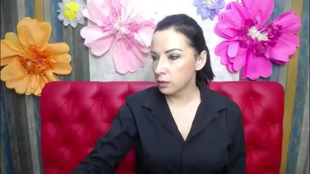 Image 8 of elizabethsho Stream on Chaturbate on 1 month ago