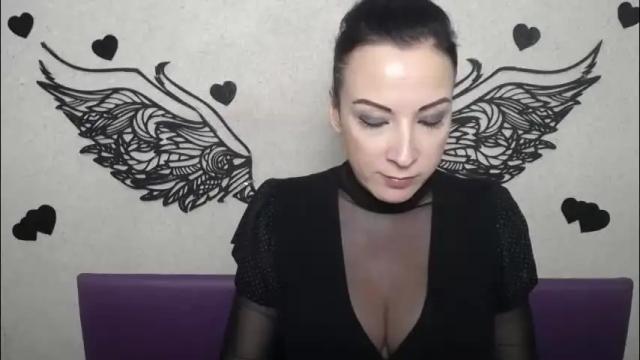 Image 7 of elizabethsho Stream on Chaturbate on 1 month ago