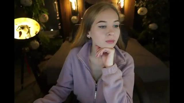 Thumbnail 1, elizabethstarr's Stream at Chaturbate, 18 months ago