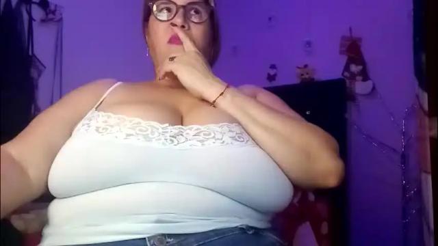 Thumbnail 3, elizabethtaylor1's Stream at Chaturbate, 1 month ago