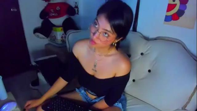 Image 10 of elizalk Stream on Chaturbate on 22 days ago
