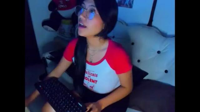 Image 7 of elizalk Stream on Chaturbate on 19 days ago