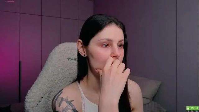Image 3 of elizawetty Stream on Chaturbate on 5 months ago