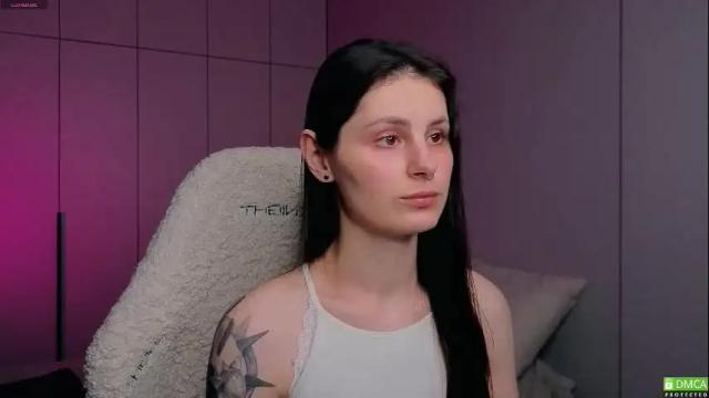 Image 4 of elizawetty Stream on Chaturbate on 3 months ago