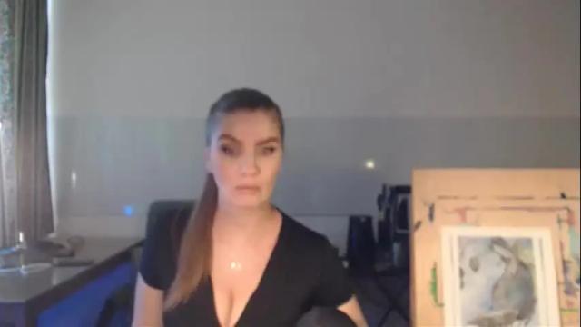 Image 8 of elizzo Stream on Chaturbate on 1 month ago