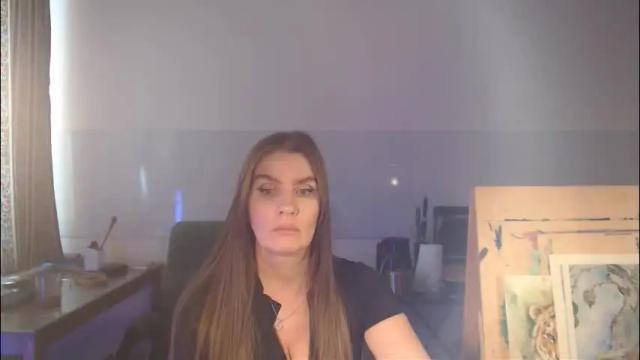 Image 3 of elizzo Stream on Chaturbate on 16 days ago