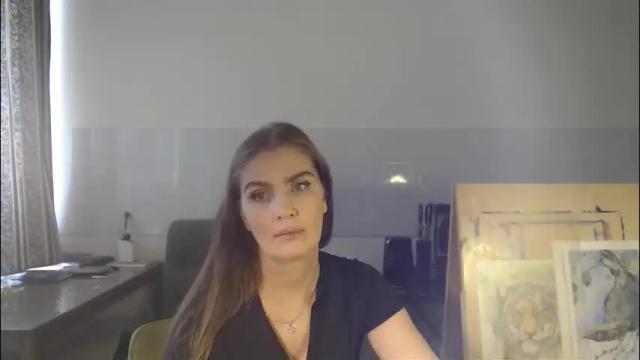 Image 3 of elizzo Stream on Chaturbate on 2 months ago