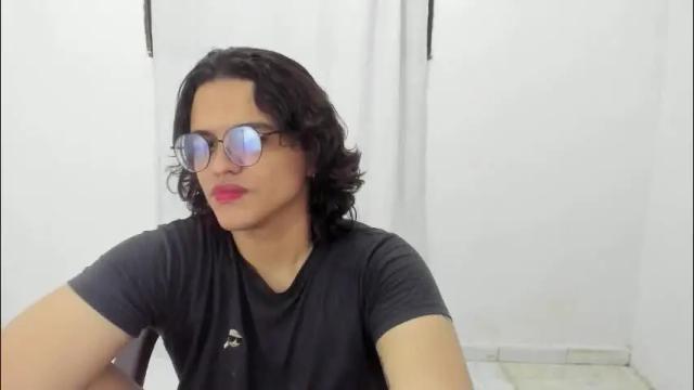 Image 3 of elkingthe Stream on Chaturbate on 26 days ago