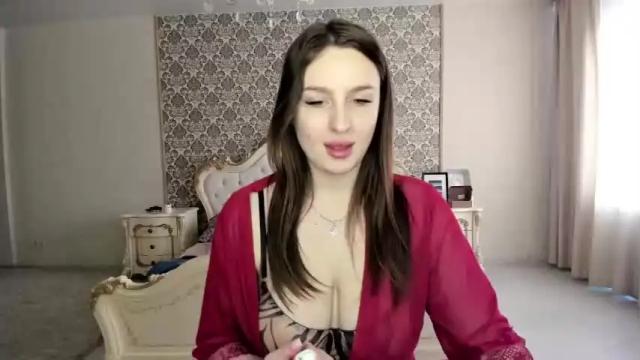 Image 4 of ella___bell Stream on Chaturbate on 14 months ago