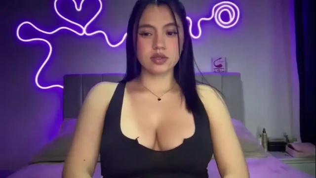 Image 8 of ella_aq Stream on Chaturbate on 3 days ago