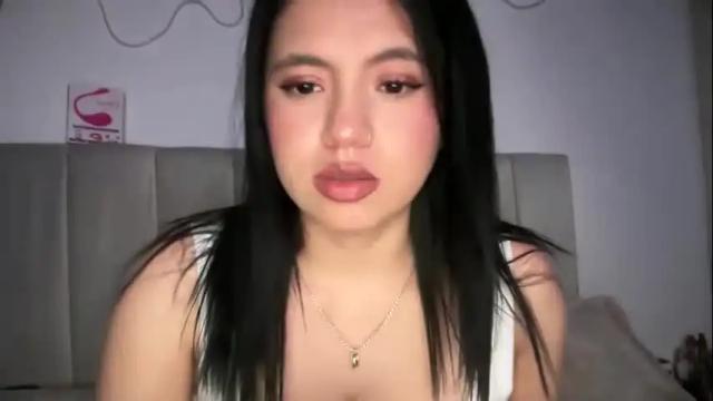 Image 4 of ella_aq Stream on Chaturbate on 2 months ago