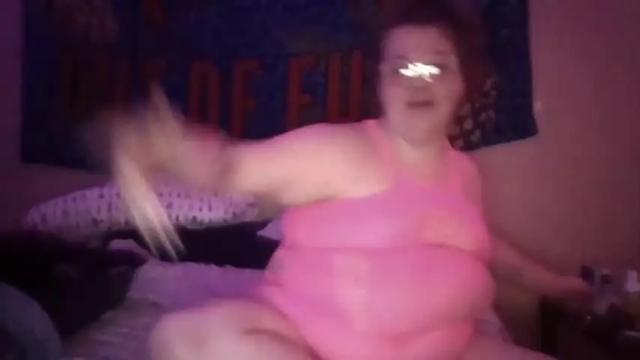 Image 4 of ella_baby17 Stream on Chaturbate on 15 months ago