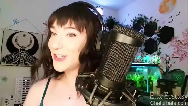 Image 4 of ella_ecstasy Stream on Chaturbate on 1 month ago