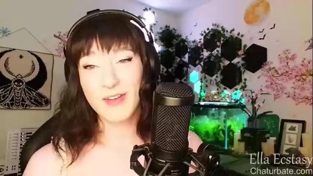 Image 3 of ella_ecstasy Stream on Chaturbate on 1 month ago