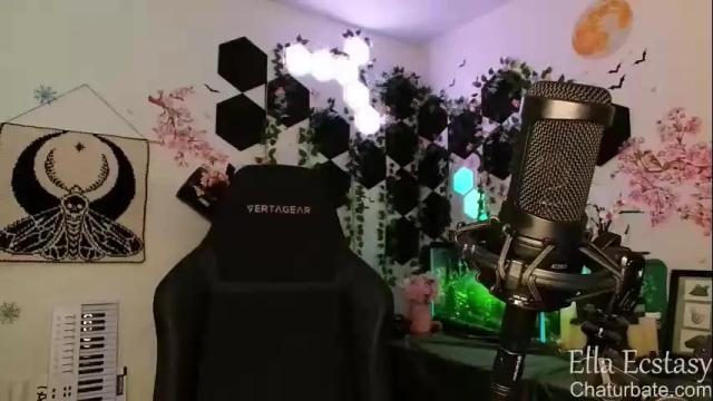 Image 7 of ella_ecstasy Stream on Chaturbate on 1 month ago