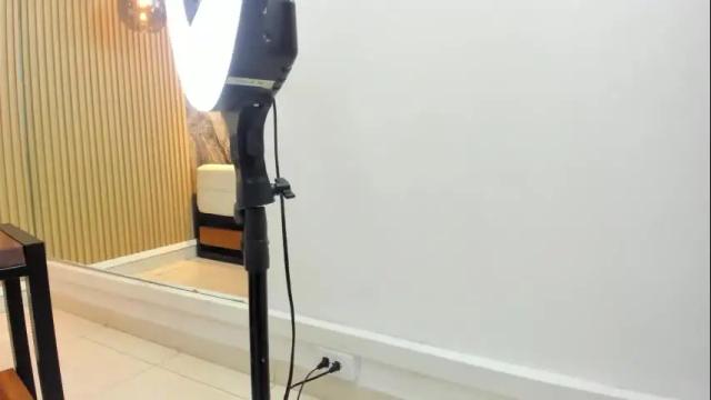 Image 12 of ella_harper Stream on Chaturbate on 8 days ago