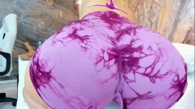 Image 11 of ella_harper Stream on Chaturbate on 5 days ago