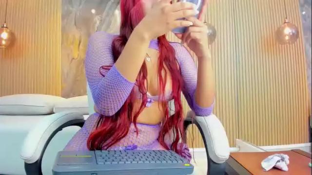 Image 11 of ella_harper Stream on Chaturbate on 3 days ago