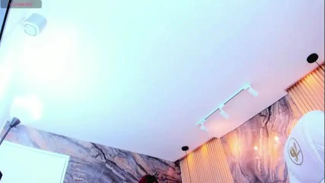 Image 12 of ella_harper Stream on Chaturbate on 19 days ago