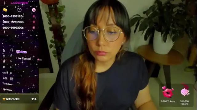 Image 12 of ella_harry Stream on Chaturbate on 29 days ago