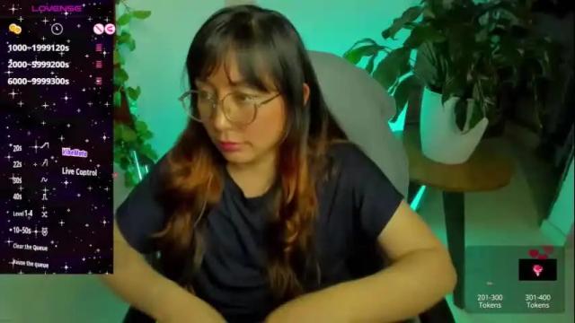 Image 11 of ella_harry Stream on Chaturbate on 28 days ago