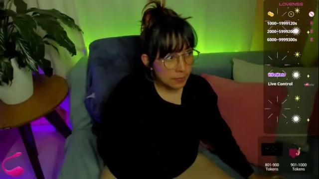 Image 6 of ella_harry Stream on Chaturbate on 26 days ago