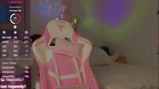 Image 10 of ella_hayes Stream on Chaturbate on 5 months ago