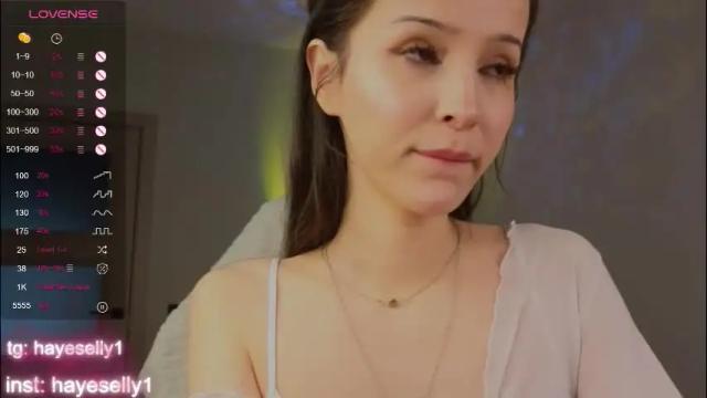 Image 4 of ella_hayes Stream on Chaturbate on 1 month ago