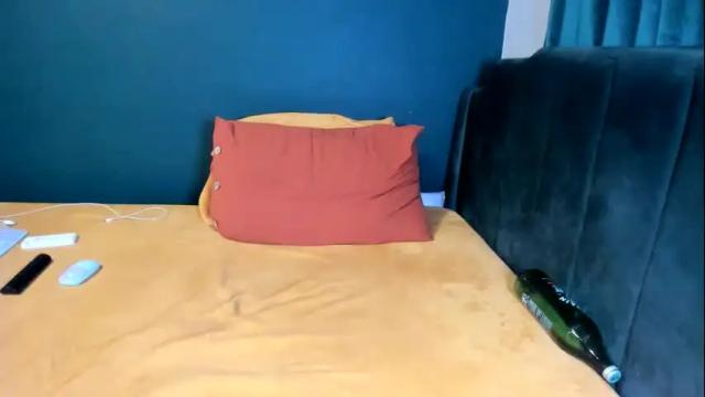 Image 6 of ella_la Stream on Chaturbate on 2 days ago